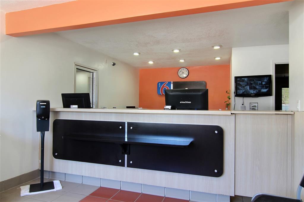 Motel 6-Carlsbad, Nm Интерьер фото
