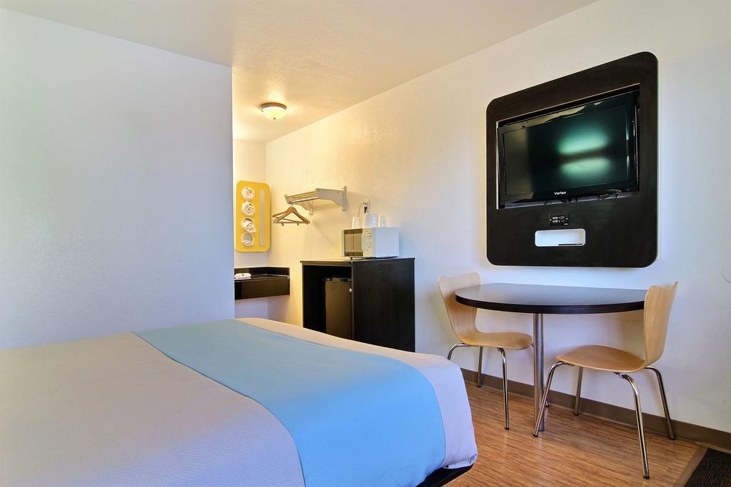 Motel 6-Carlsbad, Nm Экстерьер фото
